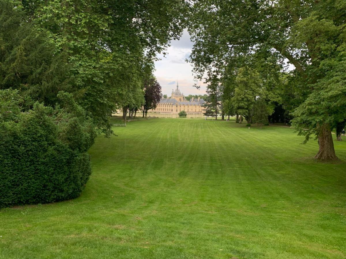 Le Logis Cantilien Lamorlaye-Chantilly Luaran gambar